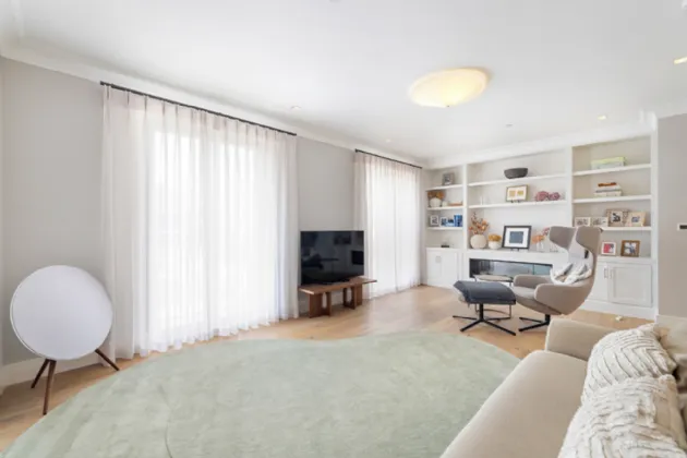 Photo of 7 The Terrace, Torquay Road, Foxrock, Dublin 18, D18 RRK5