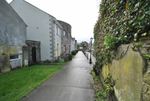 Photo of 2 Johns Court, Roscrea, Co Tipperary, E53 PH28