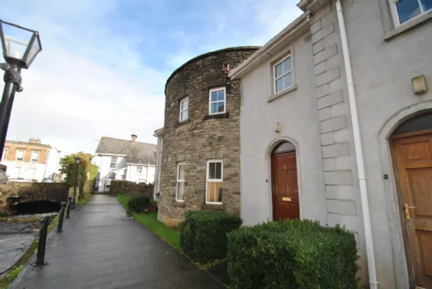 Photo of 2 Johns Court, Roscrea, Co Tipperary, E53 PH28