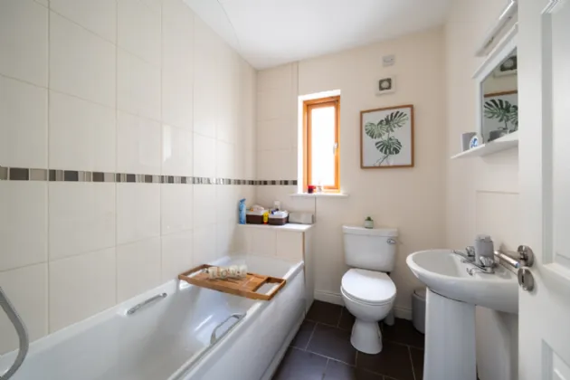 Photo of 35 Abbeybrook Gardens, Kilbeggan, Co. Westmeath., N91E624