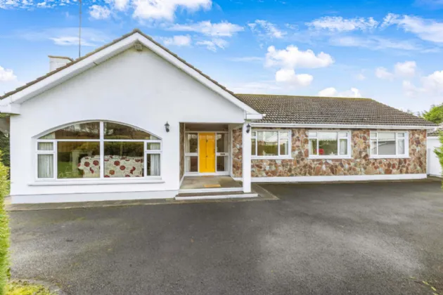 Photo of 3 Peacockstown Estate, Peacockstown, Dublin 15, D15 P30H