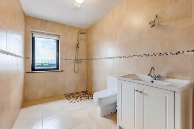 Photo of Eyrecourt Bungalow, Eyrecourt, County Galway, H53C6X6