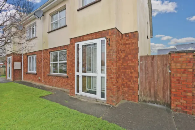 Photo of 2 Ballycasey Court, Shannon, Clare, V14 XY33