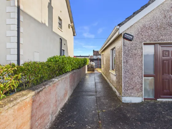 Photo of 25 Lakeside Park, Loughrea, Co. Galway, H62 VY77