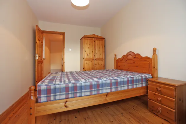 Photo of 27 Dun Aras, Shannon, Clare, V14DF22