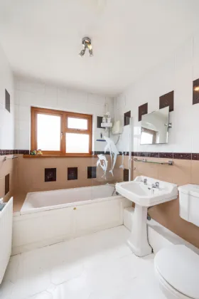 Photo of 6 Violet Hill Drive, Glasnevin, Dublin 11, D11 W0H6