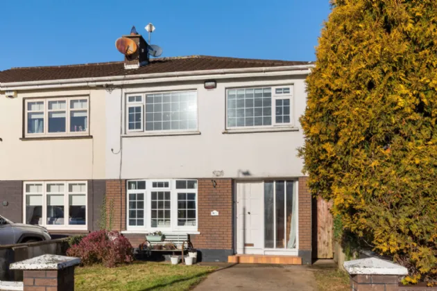 Photo of 37 Castleknock Crescent, Castleknock, Dublin 15, D15KOWV