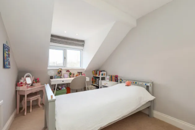 Photo of 23 Brighton Avenue, Foxrock, Dublin 18, D18 W7Y2