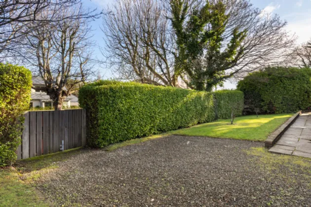 Photo of 20 Kilteragh Pines, Foxrock, Dublin 18, D18 T6P6