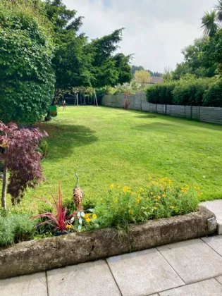 Photo of 25 Mounttown Road Lower, Dun Laoghaire, Co Dublin, A96E6T4