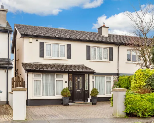 Photo of 19 Pecks Lane, Castleknock, Dublin 15, D15 KXV8