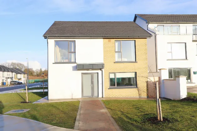 Photo of 32 The Rise, Greenhill, Clonhaston, Enniscorthy, Co. Wexford, Y21 E2VE