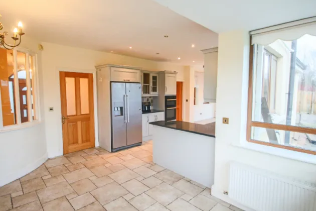 Photo of Clenahoo House, Leitrim Road, Carrick-On-Shannon,, Co. Leitrim, N41 FN24