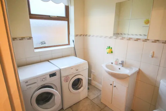 Photo of Clenahoo House, Leitrim Road, Carrick-On-Shannon,, Co. Leitrim, N41 FN24