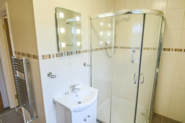 Photo of Clenahoo House, Leitrim Road, Carrick-On-Shannon,, Co. Leitrim, N41 FN24