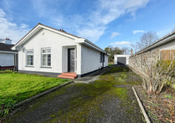 Photo of 6 Elm Lawn,, Mountmellick Road,, Portlaoise,, Co.Laois, R32 HE2V