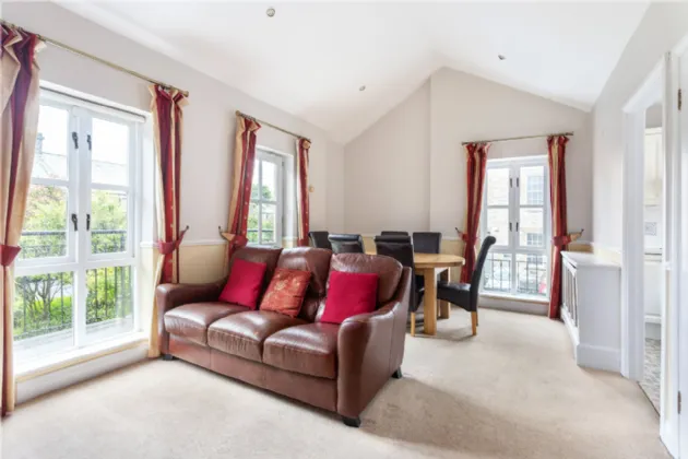 Photo of 17 Haddington Square, Beggars Bush, Ballsbridge, Dublin 4, D04R9V4