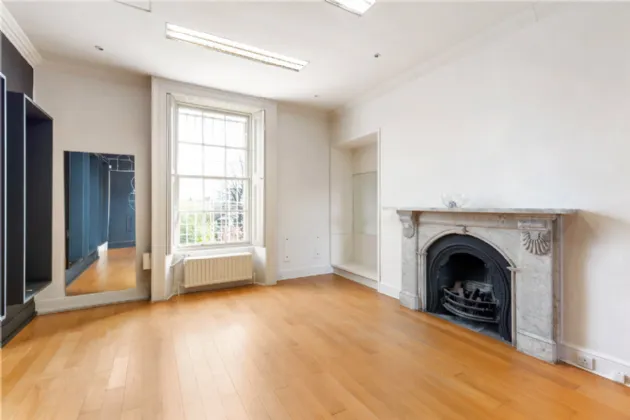 Photo of 70 Waterloo Road, Ballsbridge, Dublin 4, D04 C796