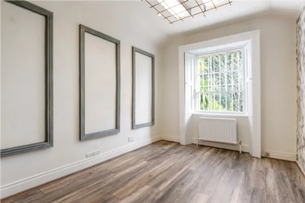 Photo of 70 Waterloo Road, Ballsbridge, Dublin 4, D04 C796