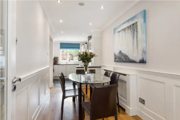 Photo of 40 Pembroke Gardens, Ballsbridge, Dublin 4, D04 T2H9