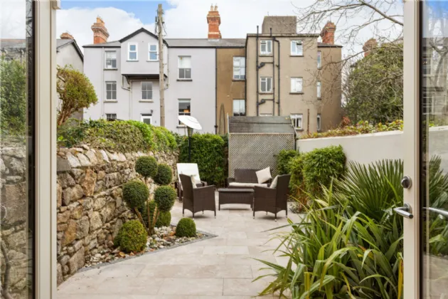 Photo of 40 Pembroke Gardens, Ballsbridge, Dublin 4, D04 T2H9