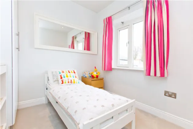 Photo of 42 Seafort Avenue, Sandymount, Dublin 4, D04 NY38