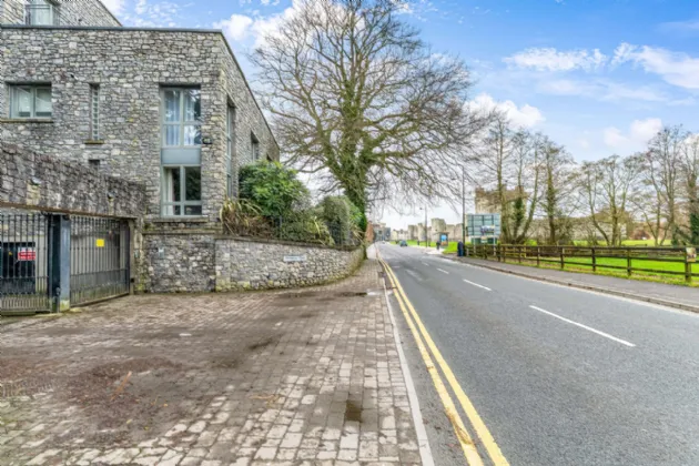 Photo of 8 Norbury Hall, Castle Street, Trim, Co Meath, C15 VX04