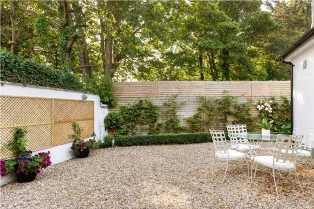 Photo of Eaton Brae Lodge, Corbawn Lane, Shankill, Co.Dublin, D18V6K4