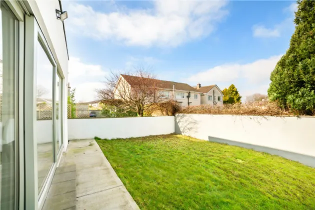 Photo of 38 Roselawn Road, Castleknock, Dublin 15, D15 N8HA