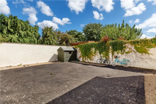 Photo of 5 Park Court, Pecks Lane, Castleknock, Dublin 15, D15 XD68