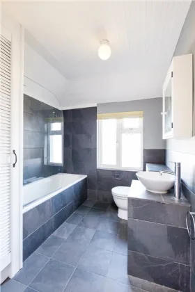 Photo of 320 Carnlough Road, Cabra, Dublin 7, D07 PK31