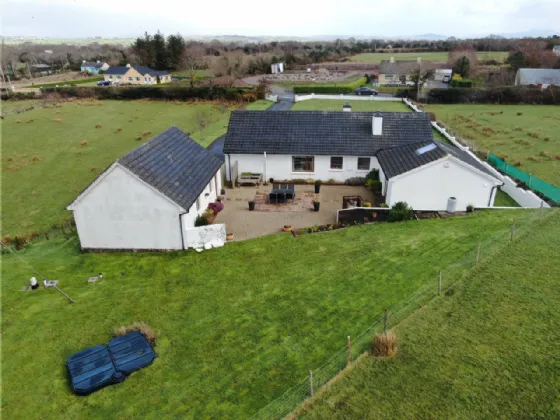 Photo of Dunloe Upper, Beaufort, Killarney, Co Kerry, V93AOY7