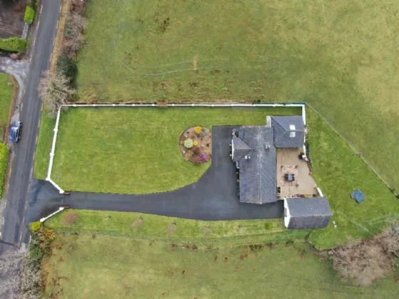 Photo of Dunloe Upper, Beaufort, Killarney, Co Kerry, V93AOY7