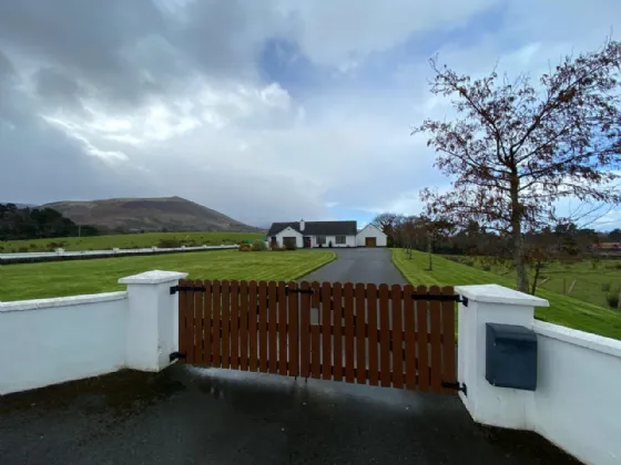 Photo of Dunloe Upper, Beaufort, Killarney, Co Kerry, V93AOY7