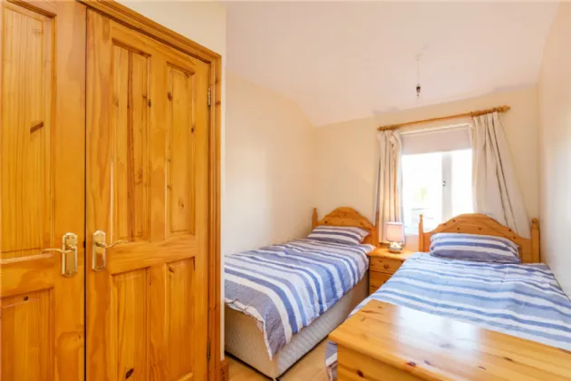 Photo of 56 Collins Avenue, Dublin 9, D09 A2C1