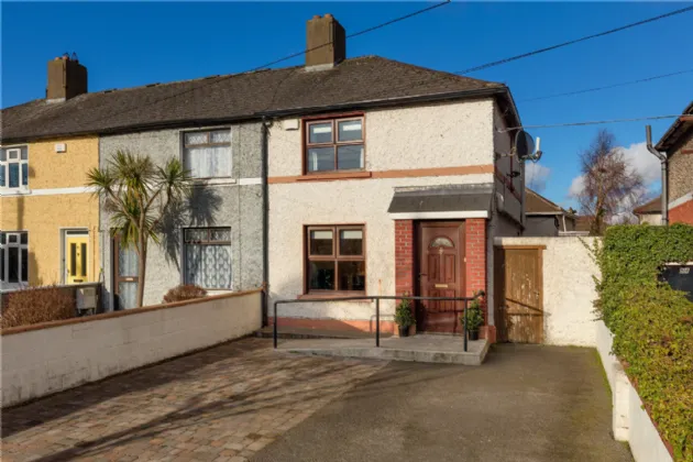 Photo of 56 Collins Avenue, Dublin 9, D09 A2C1