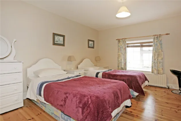 Photo of Crossroads Cottage, Castleroberts, Adare, Co Limerick, V94 VY2Y