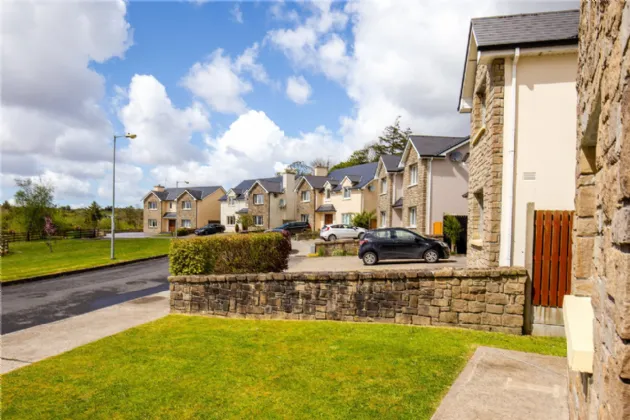 Photo of 1 Ard Aoibhinn, Gurteeny, Woodford, Co. Galway, H62 FT92