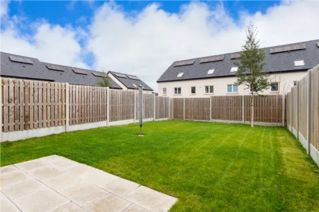 Photo of 10 Shackleton Grove, Lucan, Co. Dublin, K78 T2R2