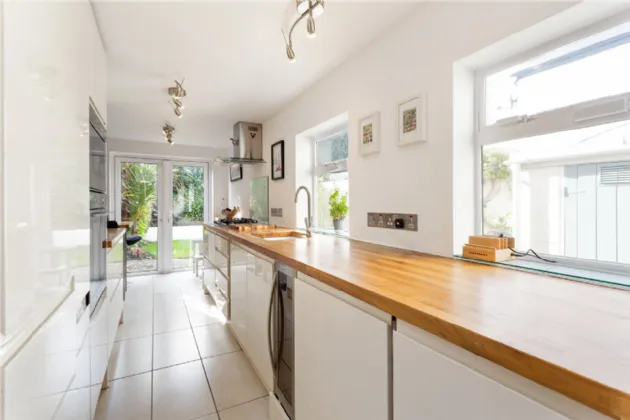 Photo of 23 Londonbridge Road, Sandymount, Dublin 4, D04E429