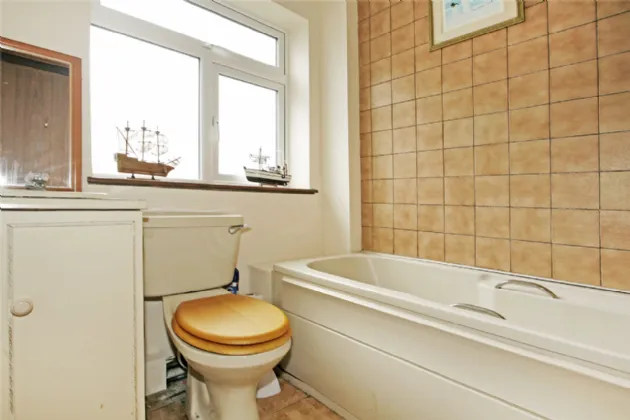 Photo of 61 Tullyglass Court, Shannon, Co Clare, V14 TH60