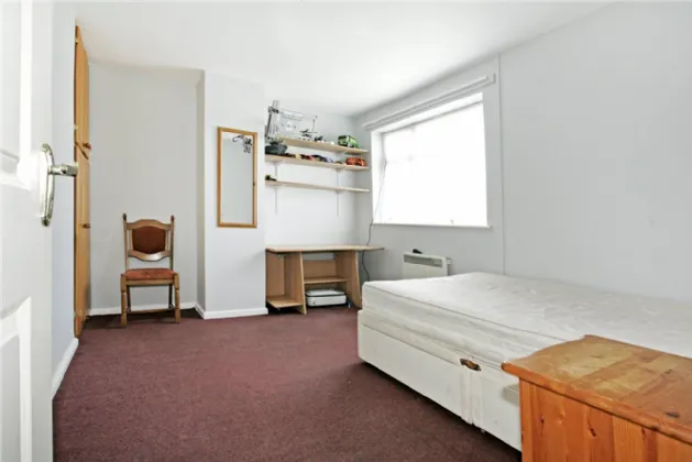 Photo of 42 Aidan Park, Shannon, Co Clare, V14 RH48