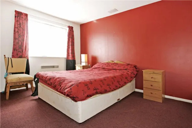 Photo of 42 Aidan Park, Shannon, Co Clare, V14 RH48