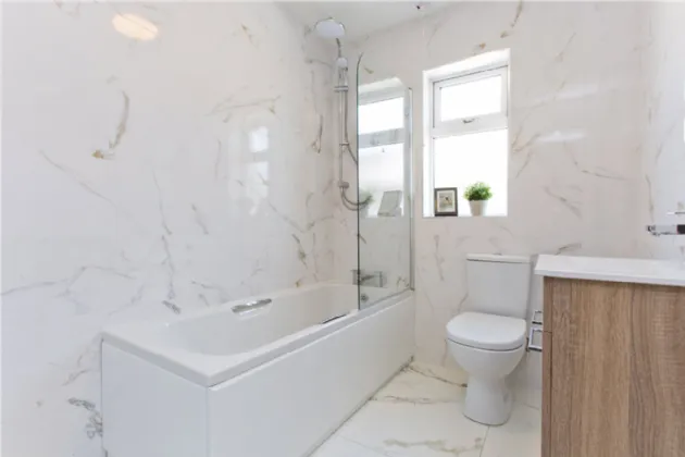 Photo of 5 Orlagh Close, Knocklyon, Dublin 16, D16 R1H9