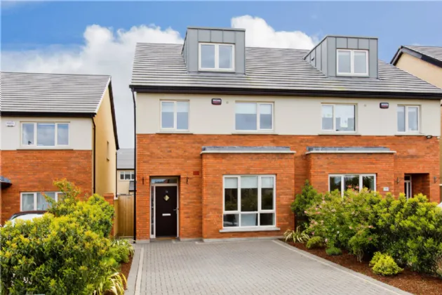 Photo of 13 Dodderbrook Glade, Dodderbrook, Ballycullen, Dublin 24, D24 YRP0