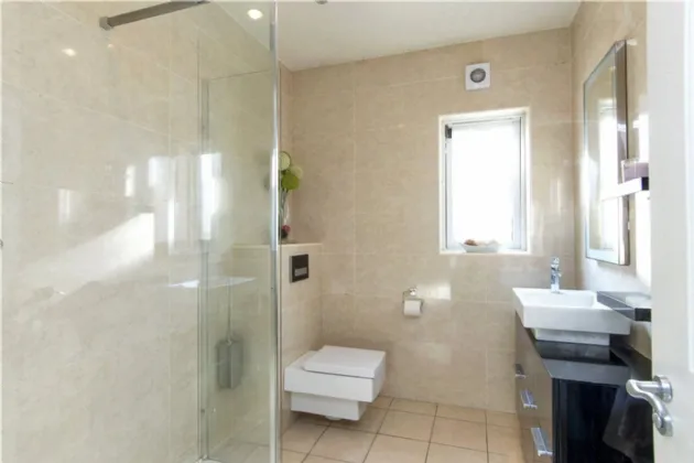 Photo of 41 Templeroan Avenue, Knocklyon, Dublin 16, D16 HV09