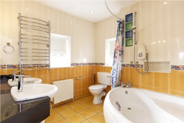 Photo of 25 Woodstown Park, Knocklyon, Dublin 16, D16 TN23