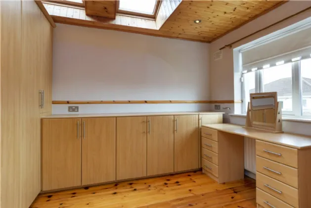 Photo of 25 Woodstown Park, Knocklyon, Dublin 16, D16 TN23