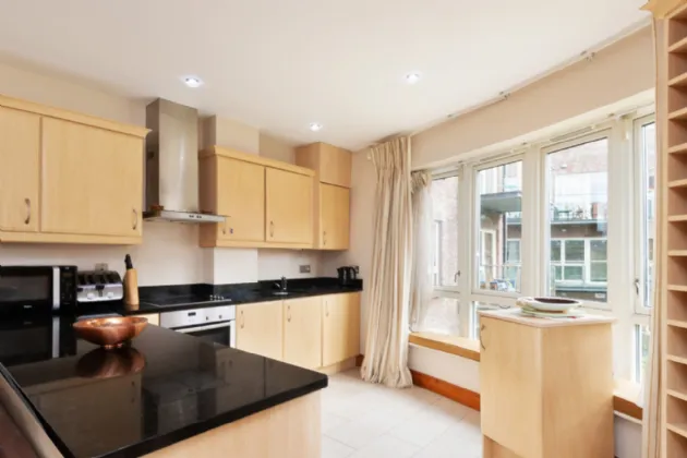 Photo of 6 The Crescent, Fortfield Square, Terenure, Dublin 6W, D6W V966