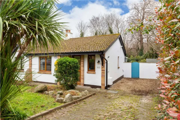 Photo of 87 Mountain View, Crinken Glen, Shankill, Dublin 18, D18 K2R8